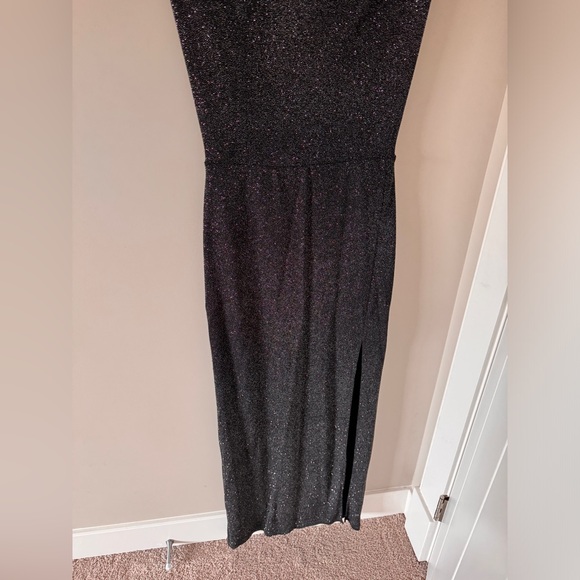 Black silver glitter cocktail dress w cowl/drape neck and halter-style back sz M - Picture 4 of 5